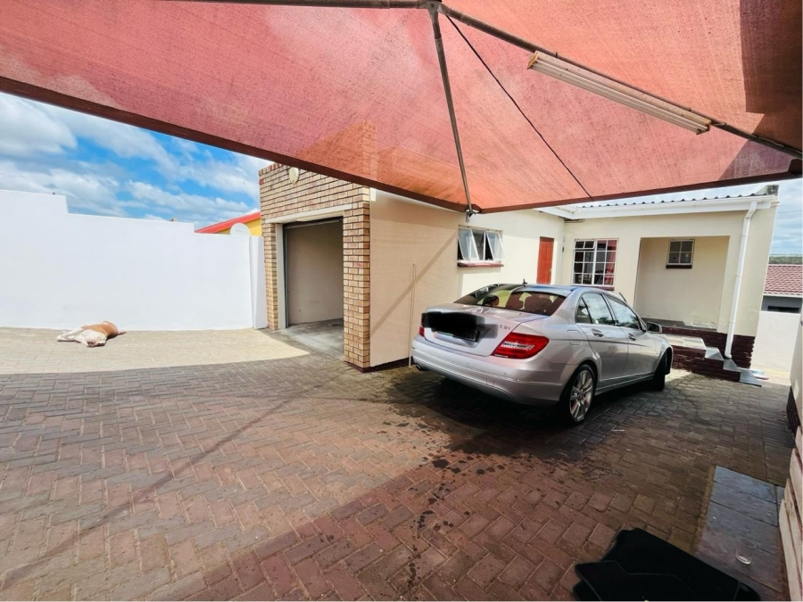 2 Bedroom Property for Sale in Mdantsane Eastern Cape